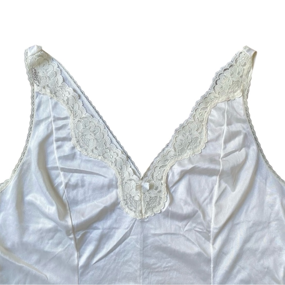 vintage adonna camisole - Picture 2 of 6